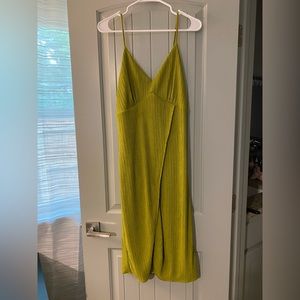 Lulu’s Tie Back Midi Dress with Slit